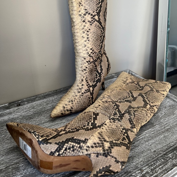 YEEZY SEASON 7 embossed Python Knee High Boot 70MM in Roccia Mesa - Picture 4 of 12